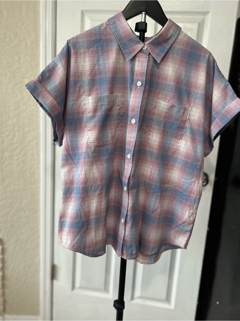 Ridgecut Women's Short Sleeve Plaid Button Up Shirt Pink Blue Size Large
